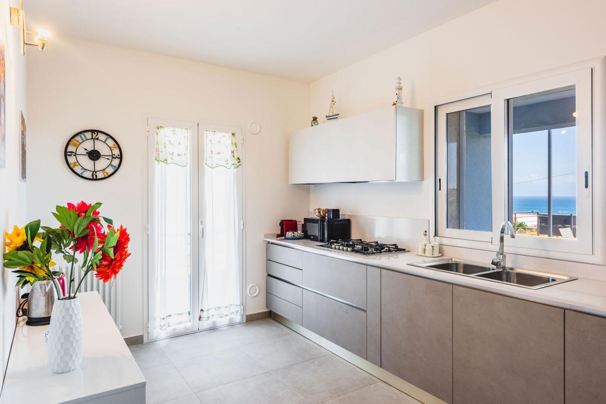 Etna Mare Apartments By Wonderful Italy Augusta Bagian luar foto