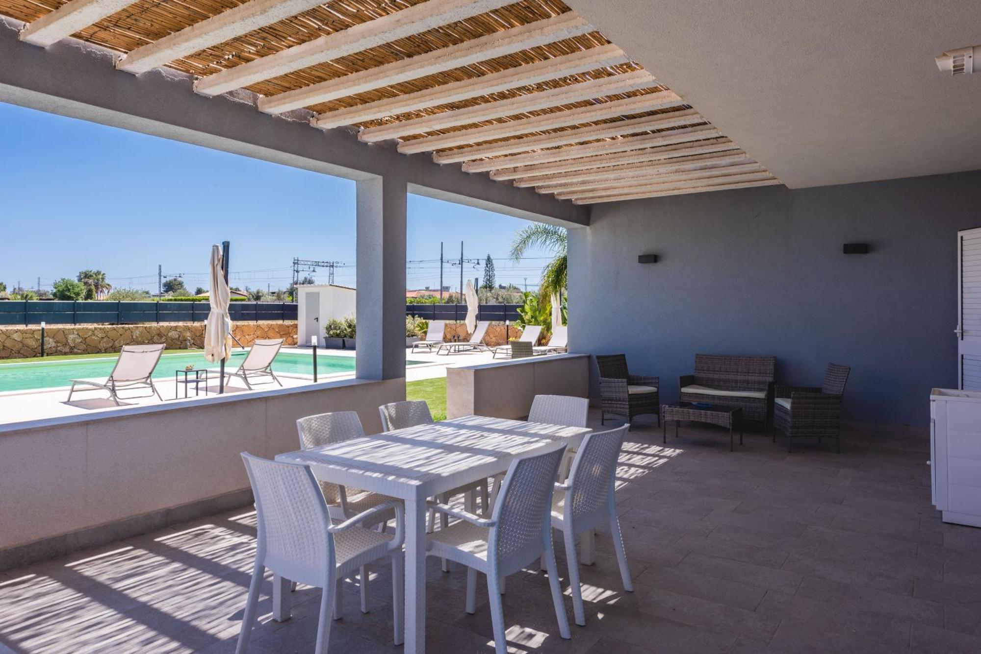 Etna Mare Apartments By Wonderful Italy Augusta Bagian luar foto