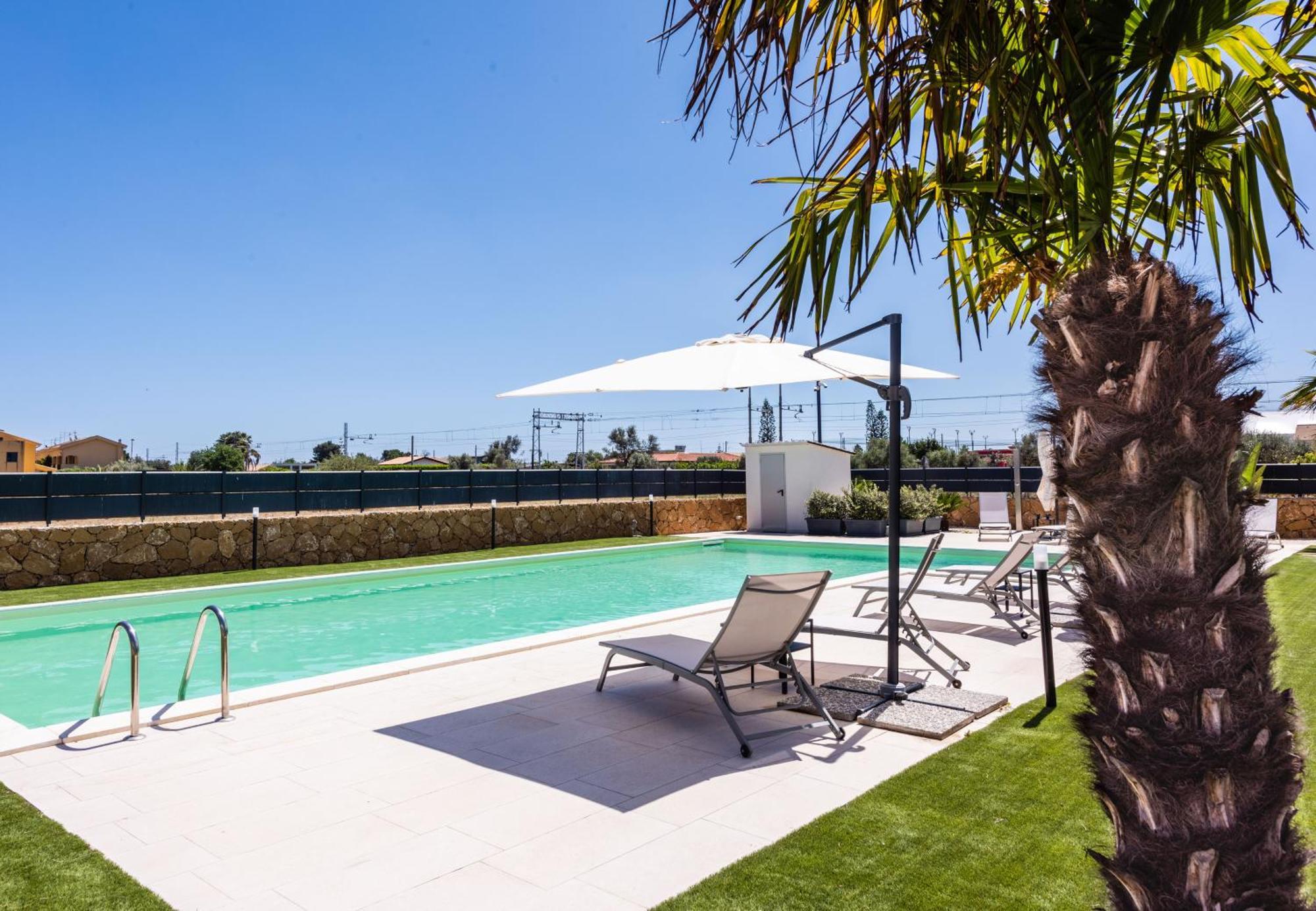 Etna Mare Apartments By Wonderful Italy Augusta Bagian luar foto